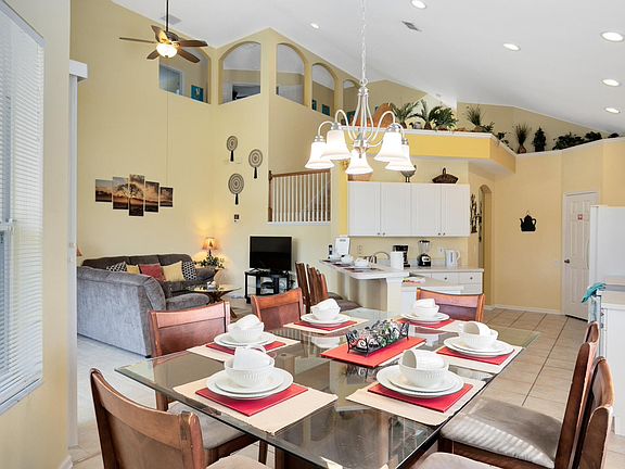 4th image of 8057 King Palm Cir #Id1039565p