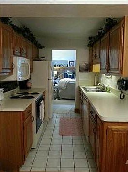 4th image of 2025 E Provincial House Dr #30