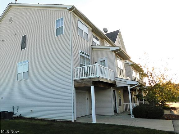 3rd image of 1218 Chapman Ln Unit 8