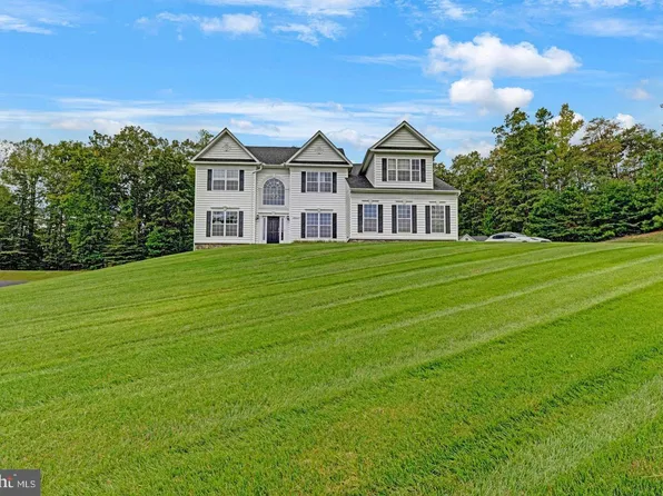 28225 Ben Oaks Dr, Mechanicsville, MD 20659
