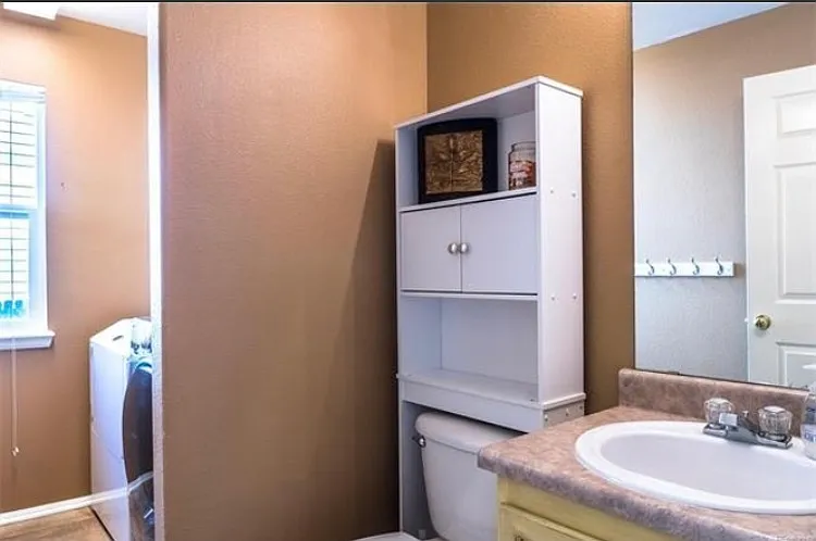 11640 Crow Hill Dr — Photo 29