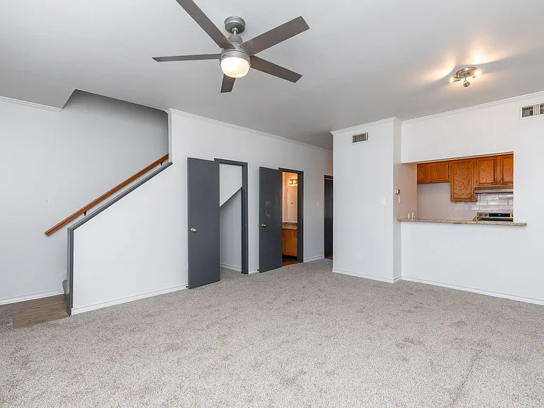5501 Burnham Dr — Photo 12