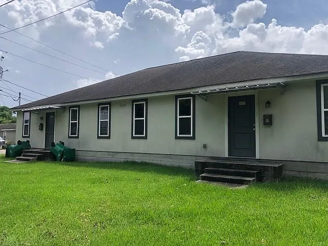 3 bed, 2.0 bath, 1193 sqft, $1,850 — Photo 2