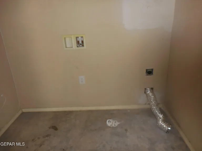 14301 Desert Orchid Dr — Photo 37