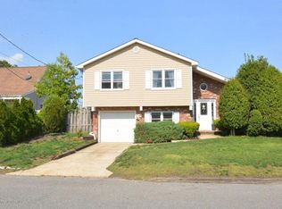 183 Binnacle Rd, Brick, NJ 08723