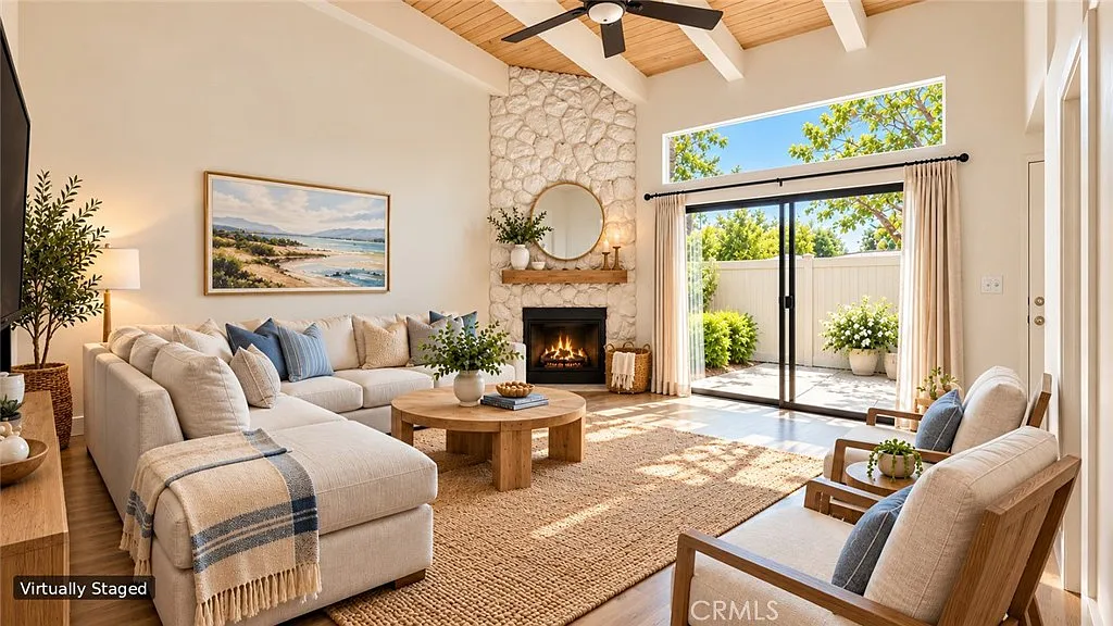 2 bed, 1.5 bath, 1295 sqft, $4,250 — Photo 1