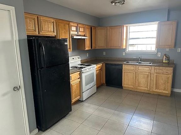 3rd image of 2834 Richland St