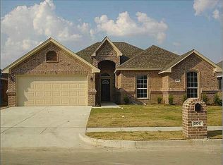 504 Greenvale Ct, Saginaw, TX 76179