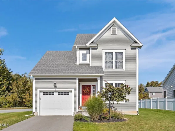2 Vogt Drive, Colonie, NY 12110