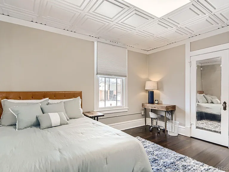 1207 Court St — Photo 10