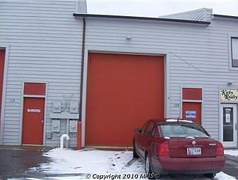 2nd image of 1108 Butterworth Ct