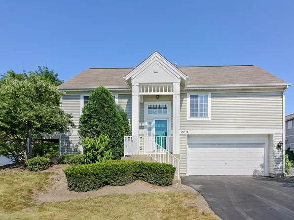 909 Mayfair Ct Unit 11-5, Elk Grove Village, IL 60007