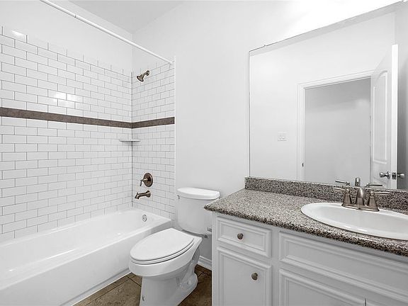 5th image of 6122 W Mount Houston Rd