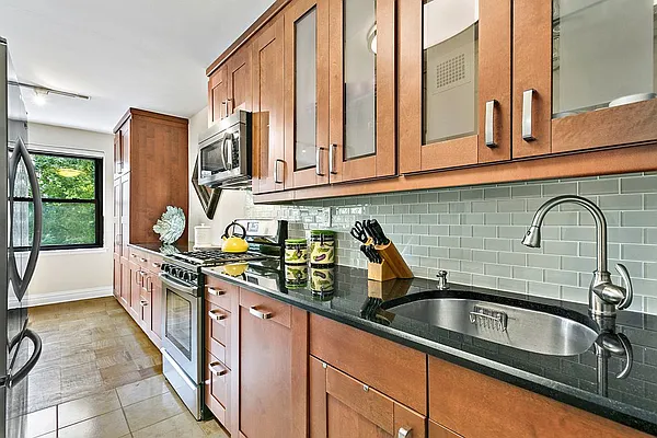 Sold by Corcoran | media 2