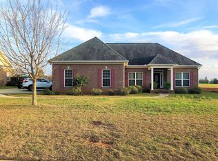 217 Azalea Ln, Headland, AL 36345