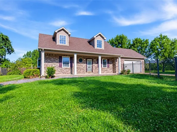 1683 County Highway 5, Shelbyville, IL 62565