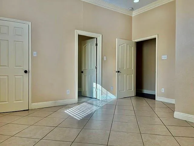 3825 Baudin St — Photo 11