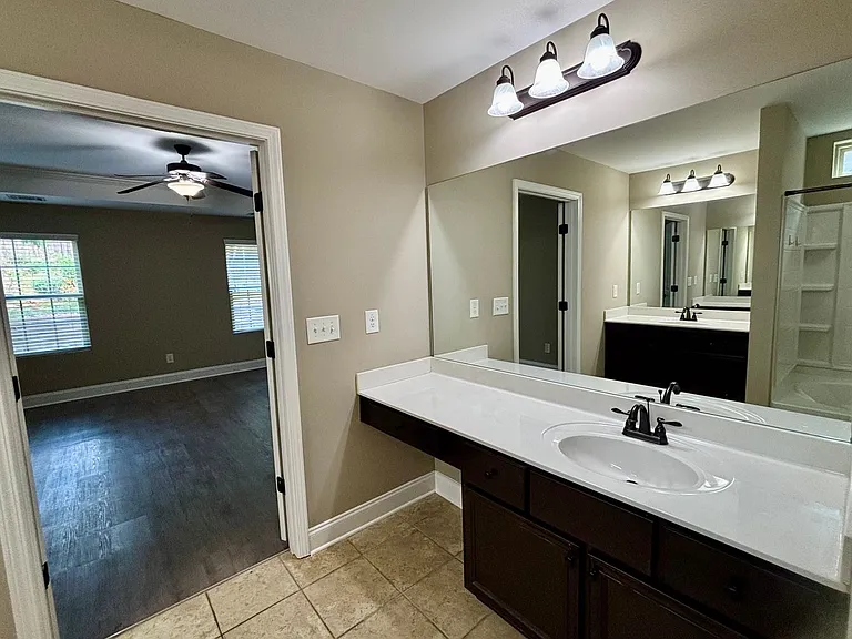 4668 Hidden Creek Dr — Photo 19