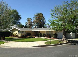 9533 Hatillo Ave, Chatsworth, CA 91311