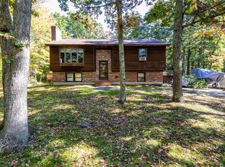 11 Emerald Dr, Derry, NH 03038