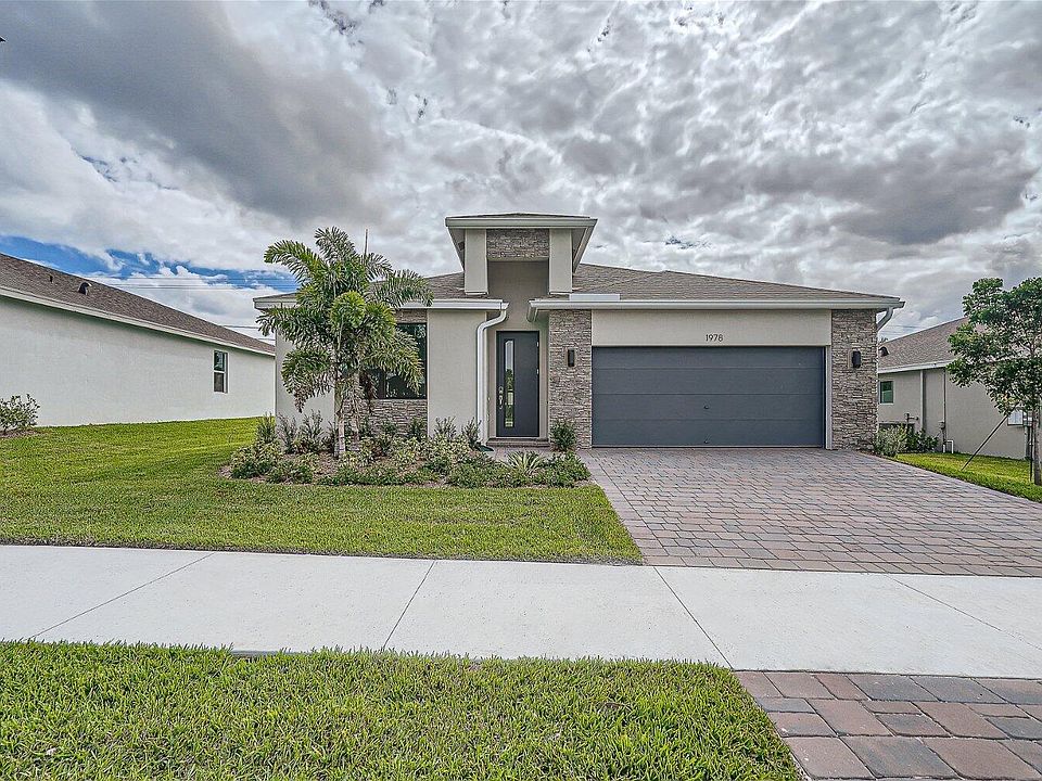 1st image of 1978 NE Ocean Dunes Drive