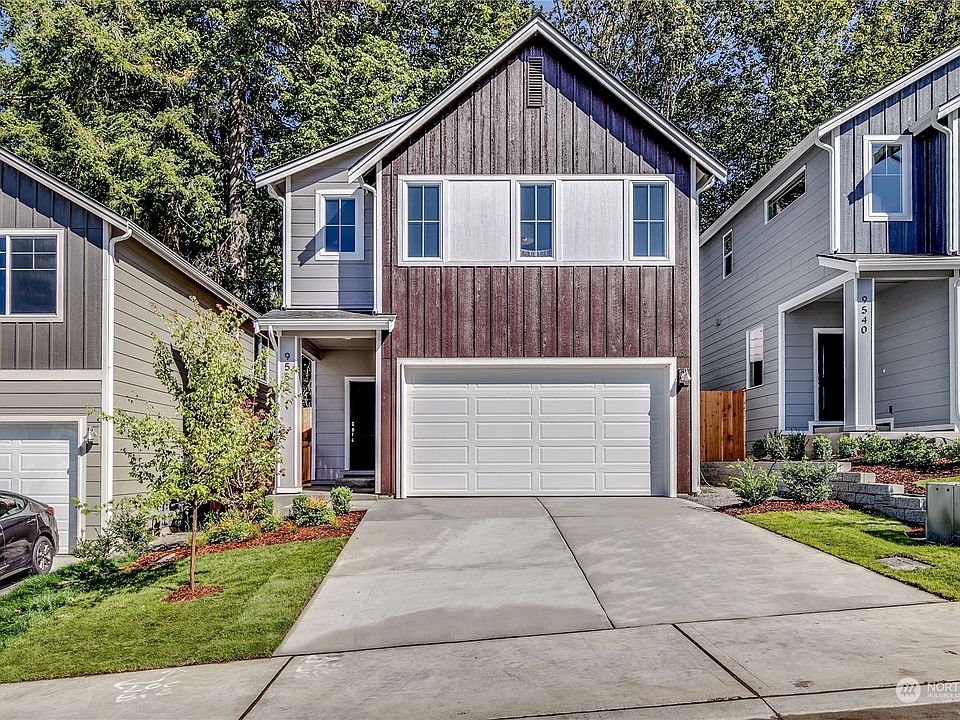 1st image of 9552 Fairhaven Circle NE