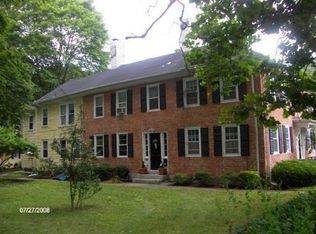 232 N Main St #2, Andover, MA 01810