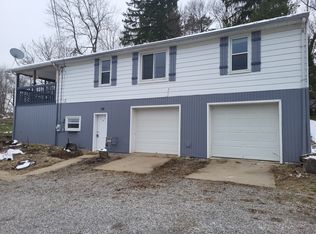 110 Schnur Rd, Butler, PA 16002