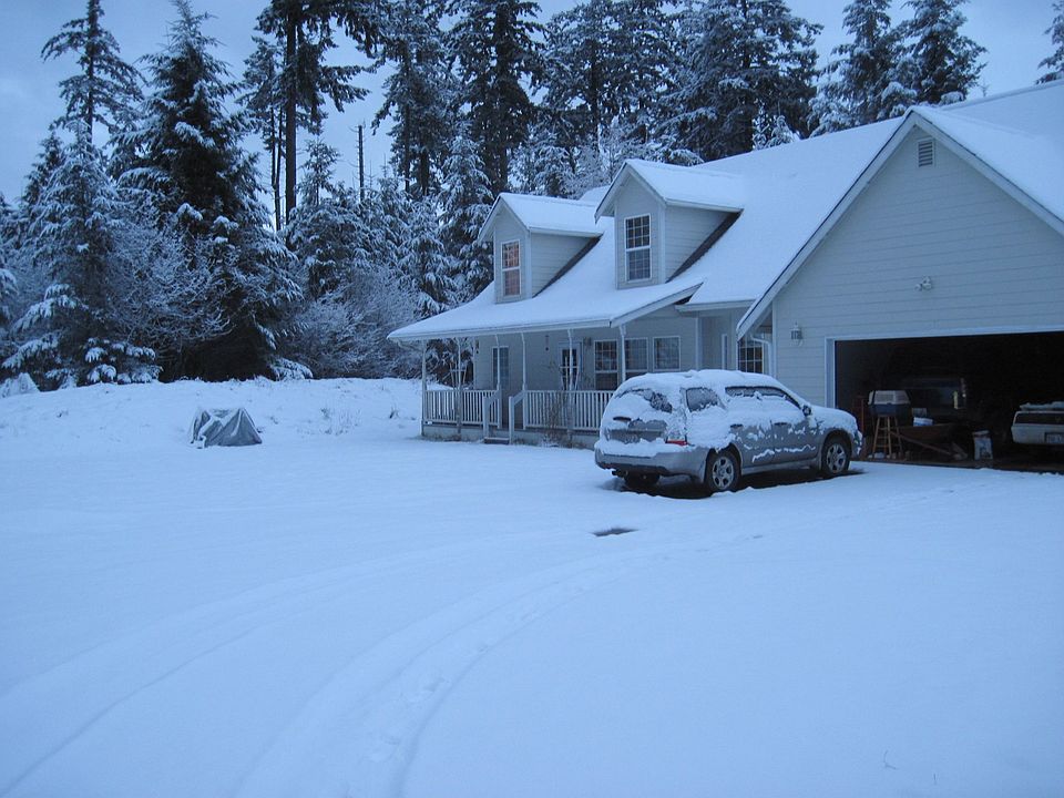 2nd image of 9819 Littlerock Rd SW