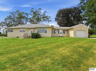 3903 Redick Ave, Omaha, NE 68112