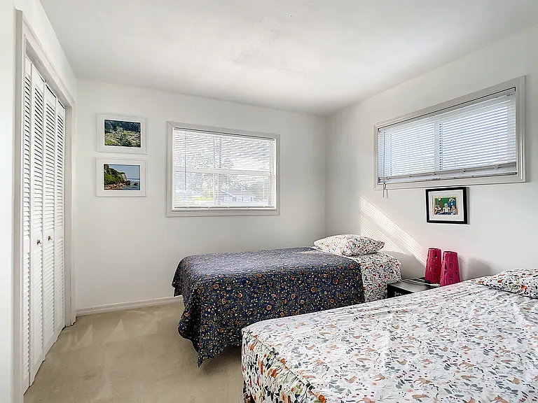 2437 Arapaho St — Photo 36