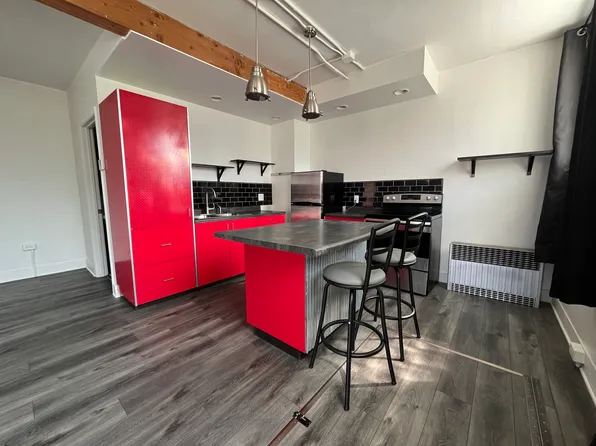 168 E 3rd St #3, Winona, MN 55987
