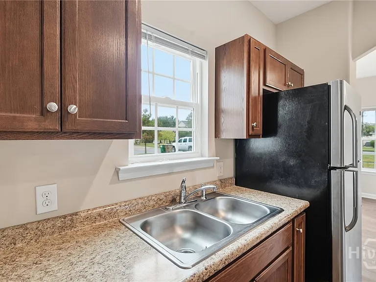 409 Olde Ivey Sq — Photo 9