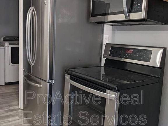 5th image of 701 Arthur Ave