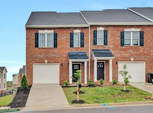 5787 Huntridge Rd, Roanoke, VA 24012