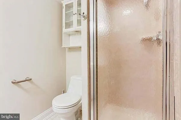 2 bed, 1.5 bath, 1000 sqft, $2,500 — Photo 2