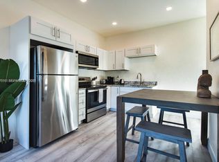 115 SE 2nd St #2, Hallandale, FL 33009