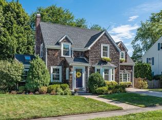 10 Londonderry Rd, Marblehead, MA 01945