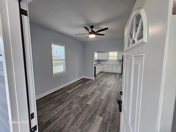 5th image of 535 Dillard St