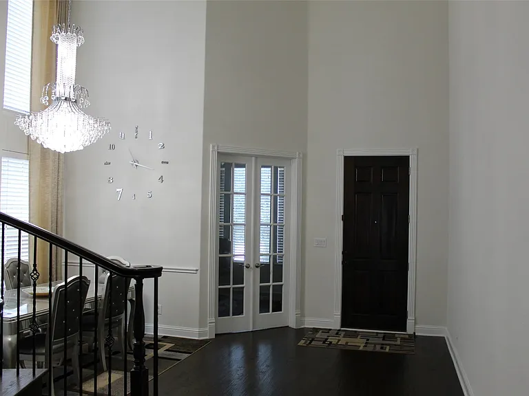 2568 History Ln — Photo 3