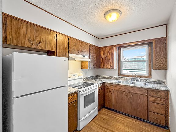 5th image of 614 2nd Ave N APT 2