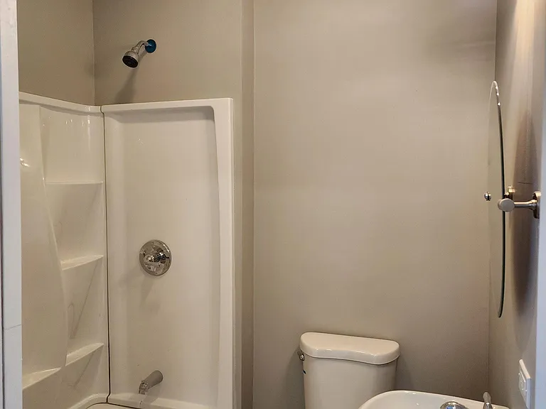 3648 Washington St #4 — Photo 5