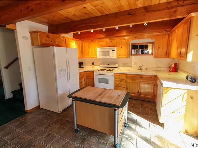 442 Salem Dr — Photo 9