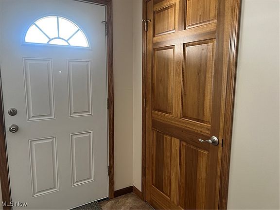 4th image of 184 Wirt St