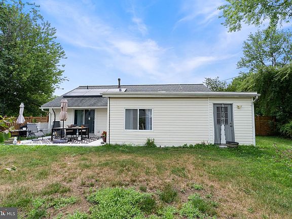 5th image of 1716 Pittsfield Ln