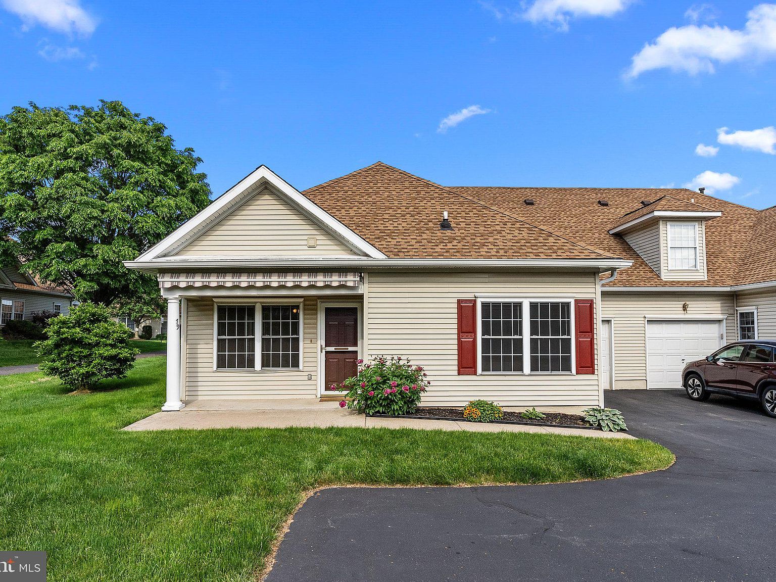 79 Avenrowe Ct, Fairless Hills, PA 19030 Zillow