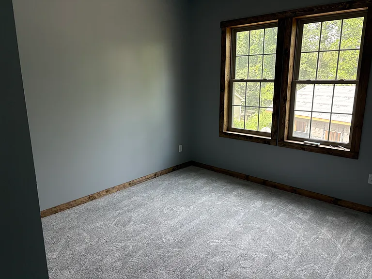 46 Toms Park Cir — Photo 7
