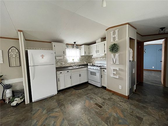 4th image of 108 Vienna Rd Lot 2