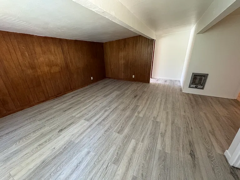 510 S Weed Blvd #B — Photo 3