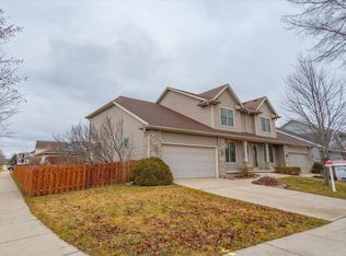 6902 Littlemore Dr, Madison, WI 53718